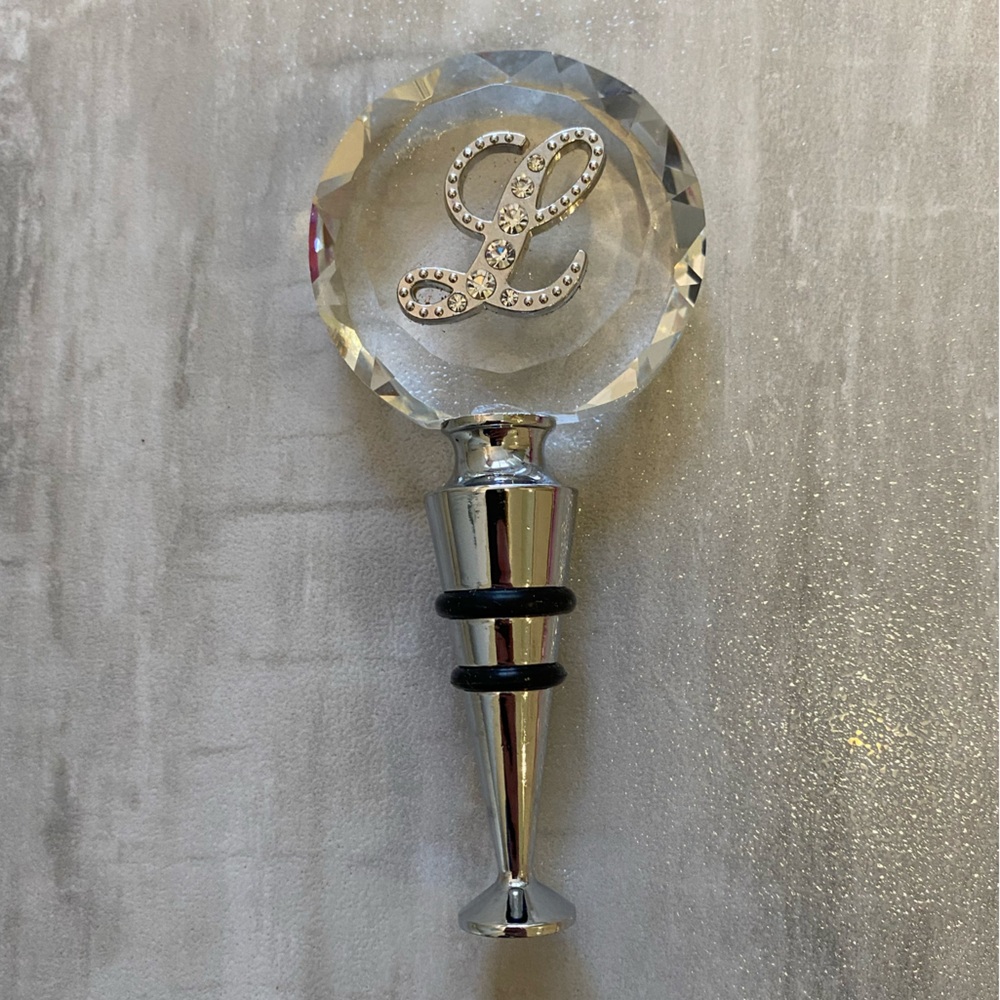 Clear Glass Wine Bottle Stopper with Sparkly Crystal Script L